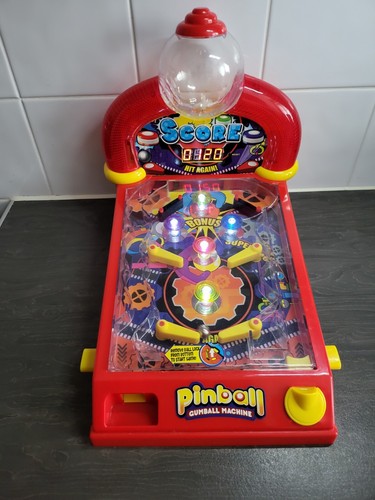 Bubble gum pinball machine - bubble,